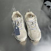 Fortok Off-White 