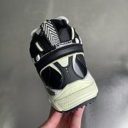 Fortok Off-White 