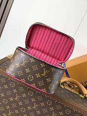 Fortok Louis Vuitton Nice Mini vanity case Hot Pink 13.5 x 12 x 20cm - 5