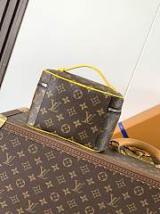 Fortok Louis Vuitton Nice Mini vanity case Yellow 13.5 x 12 x 20cm - 6