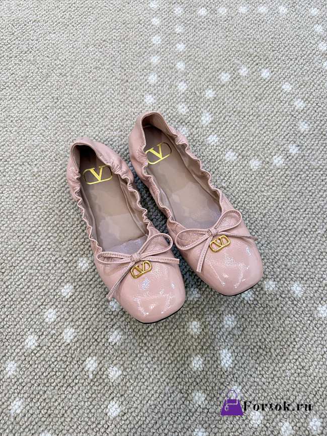 Fortok Valentino Garavani VLogo Signature Patent leather Ballet flats Pink - 1