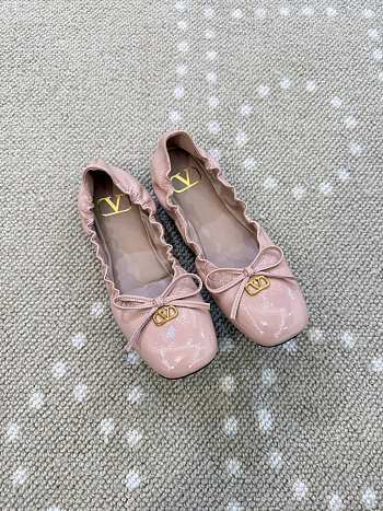 Fortok Valentino Garavani VLogo Signature Patent leather Ballet flats Pink