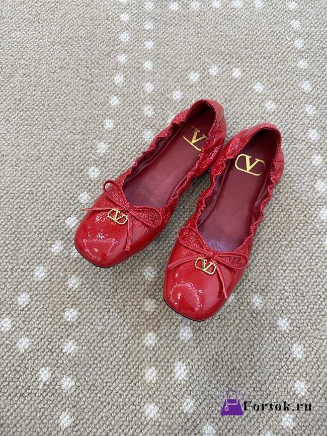 Fortok Valentino Garavani VLogo Signature Patent leather Ballet flats Red - 1