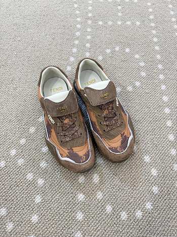 Fortok Fendi Wave Pulse sneakers Brown Suede