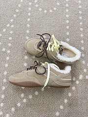 Fortok Miu Miu Gymnasium Sneakers Beige suede and shearling - 2
