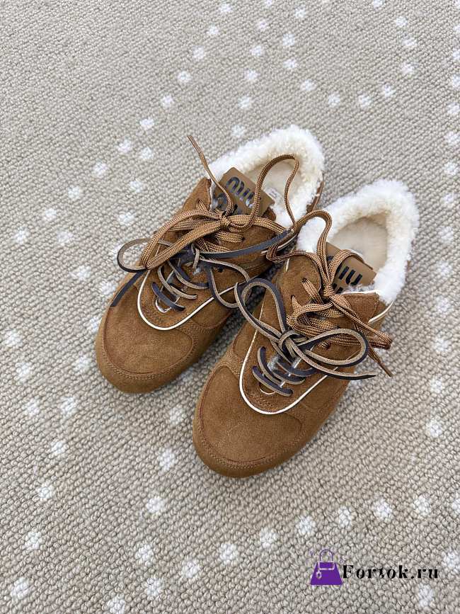Fortok Miu Miu Gymnasium Sneakers Brown suede and shearling - 1