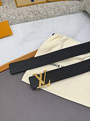 Fortok Louis Vuitton LV Belt With Gold LV Hardware - 4