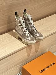 Fortok Louis Vuitton Laureate Platform Desert Boots Suede Beige - 1
