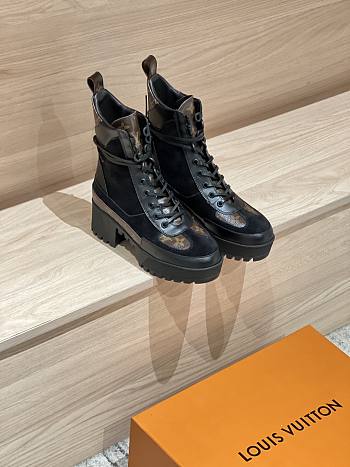 Fortok Louis Vuitton Laureate Platform Desert Boots Black