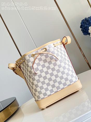 Fortok Louis Vuitton Noé bucket bag Damier Azur canvas 24 x 15 x 22cm