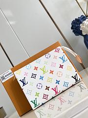 Fortok Louis Vuitton x Takashi Murakami Toiletry Pouch 19 15x6x19cm - 1