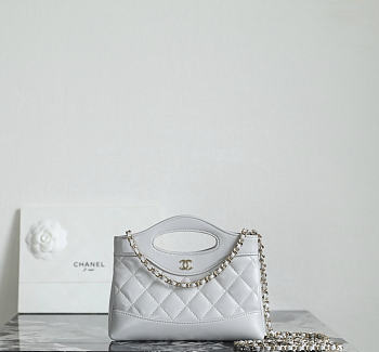 Fortok Chanel Nano 31 shopping bag White 20 x 17.5 x 3.5cm