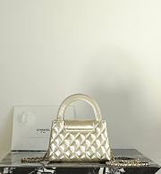 Fortok Chanel Kelly Bag Gold 13x19x7cm - 4