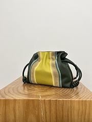 Fortok Loewe Flamenco clutch bag Banana Green Mix 30~24.5~10.5CM - 4
