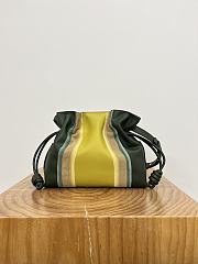 Fortok Loewe Flamenco clutch bag Banana Green Mix 30~24.5~10.5CM - 5