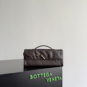 Fortok Bottega Veneta Andiamo Clutch Nappa Brown 31*13*3cm