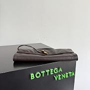 Fortok Bottega Veneta Andiamo Clutch Nappa Brown 31*13*3cm - 6