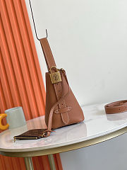 Fortok Louis Vuitton Low Key All In BB Cognac Brown 16 x 18 x 12 cm - 5