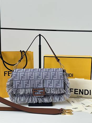 Fortok Fendi Baguette Blue Denim Fringe 26 x 6 x 15cm