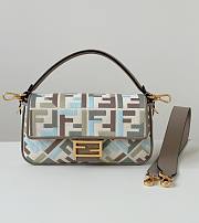 Fortok Fendi Baguette Jacquard FF Fabric Bag Grey/ Blue-tone Multicolor 27×6×14cm  - 4