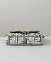 Fortok Fendi Baguette Jacquard FF Fabric Bag Grey/ Blue-tone Multicolor 27×6×14cm  - 5