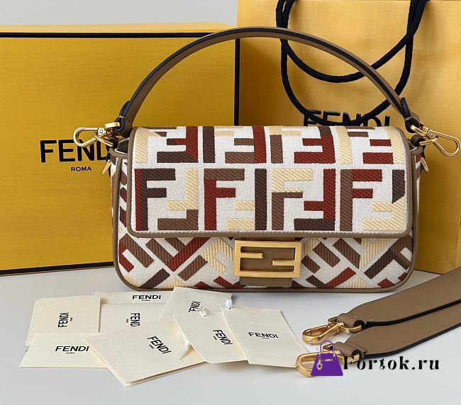 Fortok Fendi Baguette Jacquard FF Fabric Bag Grey/ Red-tone Multicolor 27×6×14cm  - 1