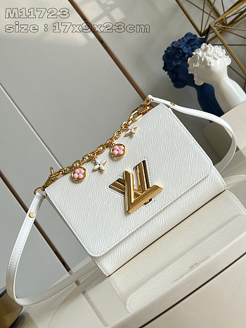 Fortok Louis Vuitton Twist MM Handbag Epi Leather White 23x17x9.5cm