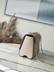 Fortok Louis Vuitton Twist MM Handbag Epi Leather Light Beige 23x17x9.5cm - 6