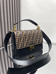 Fortok Fendi Kan U Shoulder bag 25x17x10cm - 6
