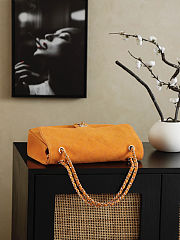 Fortok Chanel Spring/Summer 2026 Collection Chanel Maxi Flap Bag Orange Suede calfskin 18×33×8cm - 2