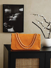 Fortok Chanel Spring/Summer 2026 Collection Chanel Maxi Flap Bag Orange Suede calfskin 18×33×8cm - 4