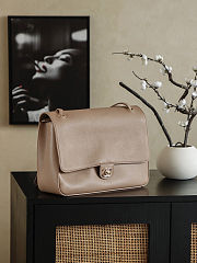 Fortok Chanel Spring/Summer 2026 Collection Chanel Maxi Flap Bag Ligth Brown calfskin 33×23×11cm - 4