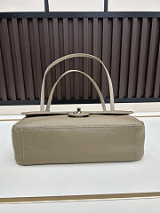 Fortok Chanel 2026 Collection Chanel Flap Bag Taupe 29x10x18cm - 3