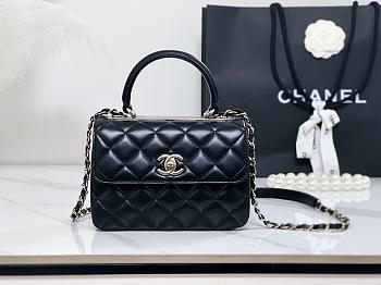 Fortok Chanel Lambskin Quilted Mini Trendy CC Flap Bag Black 14.5x19.5x8cm