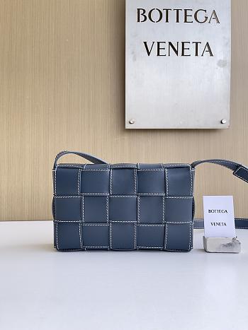 Fortok Bottega Veneta Cassette Messenger Bag Blue 23*15*6cm
