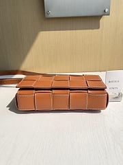 Fortok Bottega Veneta Cassette Messenger Bag Brown 23*15*6cm - 4