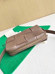 Fortok Bottega Veneta Small Brick Cassette Taupe Brown 18*9*3.5cm  - 2