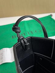 Fortok Bottega Veneta Cassette Intreccio Leather Black 23*6.5*16cm - 6
