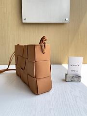 Fortok Bottega Veneta Cassette Intreccio Leather Brown 23*6.5*16cm - 4