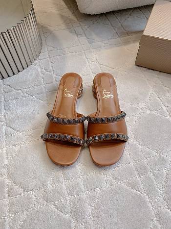 Fortok Christian Louboutin Pyrasand Studded Leather Mules Brown 