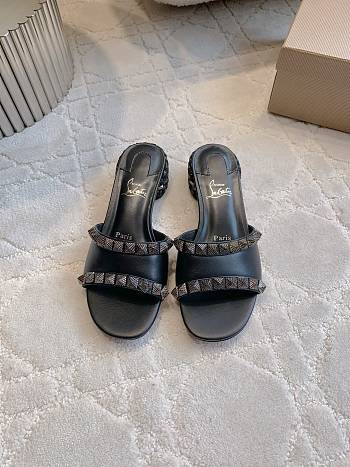 Fortok Christian Louboutin Pyrasand Studded Leather Mules Black