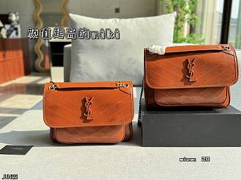 Fortok Saint Laurent Niki Baby Orange-Brown 28x22cm