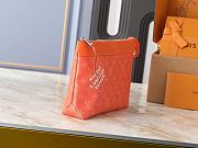 Fortok Louis Vuitton Pochette Voyage Souple Orange 30 x 21 x 7.5cm - 3