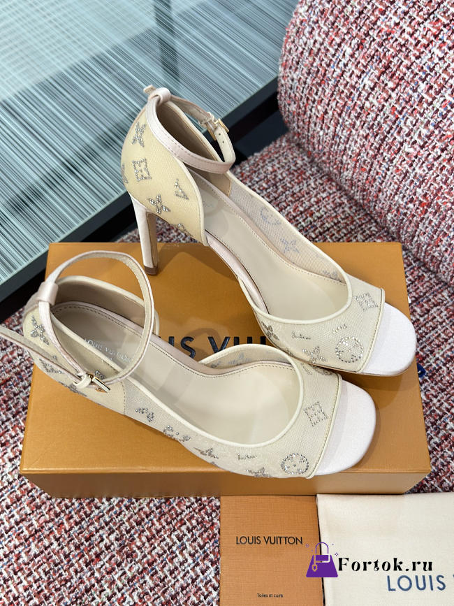 Fortok Louis Vuitton 2026ss Gala model Mesh Beige Heels 8cm - 1