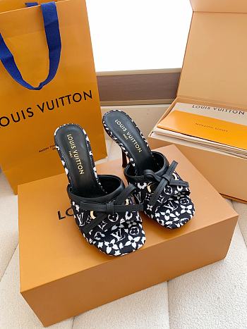Fortok Louis Vuitton x Takashi Murakami 6AM Heels Black and White 10.5cm