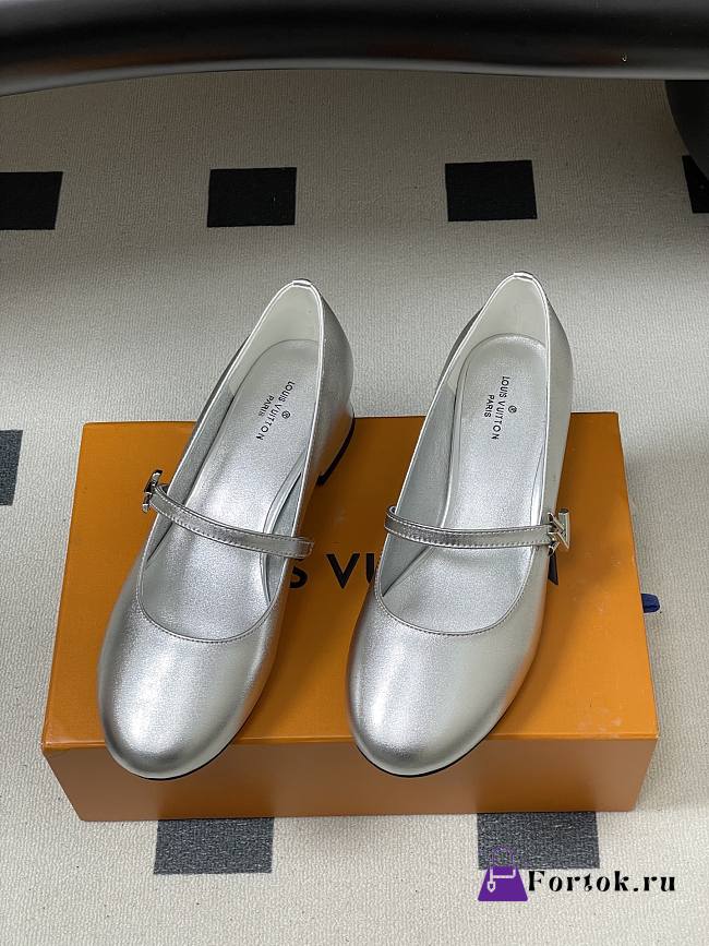 Fortok Louis Vuitton Silver Romy Flat Ballerina 3.5cm - 1