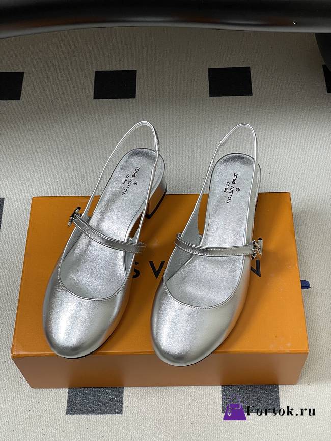 Fortok Louis Vuitton Romy Slingback Pumps Silver 3.5cm - 1
