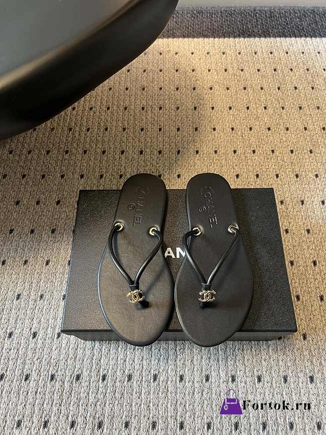 Fortok Chanel Thong Flip-flops Black - 1