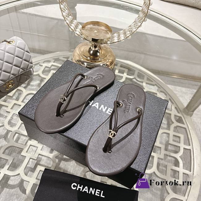Fortok Chanel Thong Flip-flops Chocolate Brown - 1