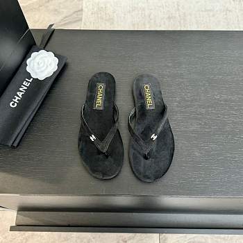 Fortok Chanel Thong Flip-flops Light Pink Suede Black